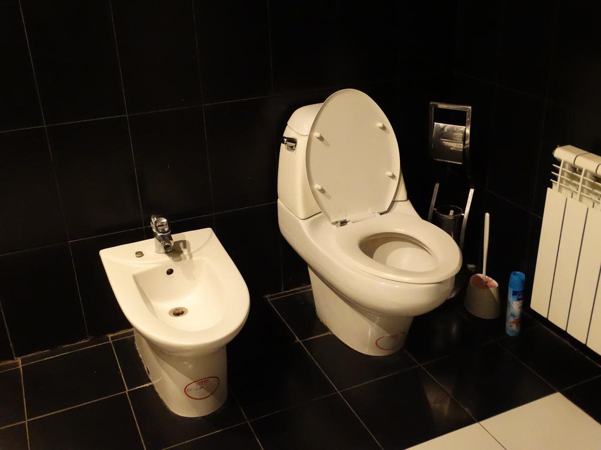 Destiny 1 Hostel Ереван Экстерьер фото