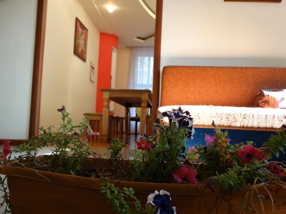 Destiny 1 Hostel Ереван Экстерьер фото