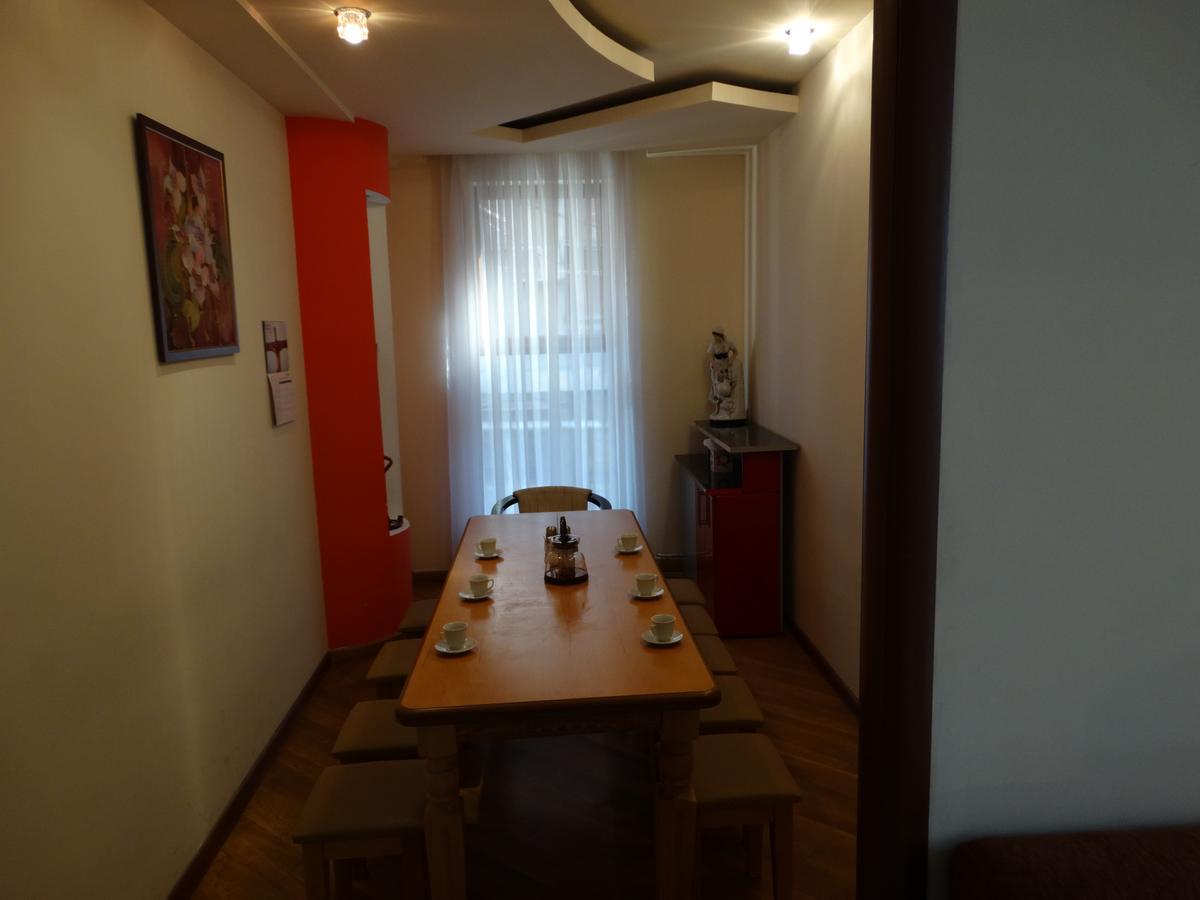 Destiny 1 Hostel Ереван Экстерьер фото